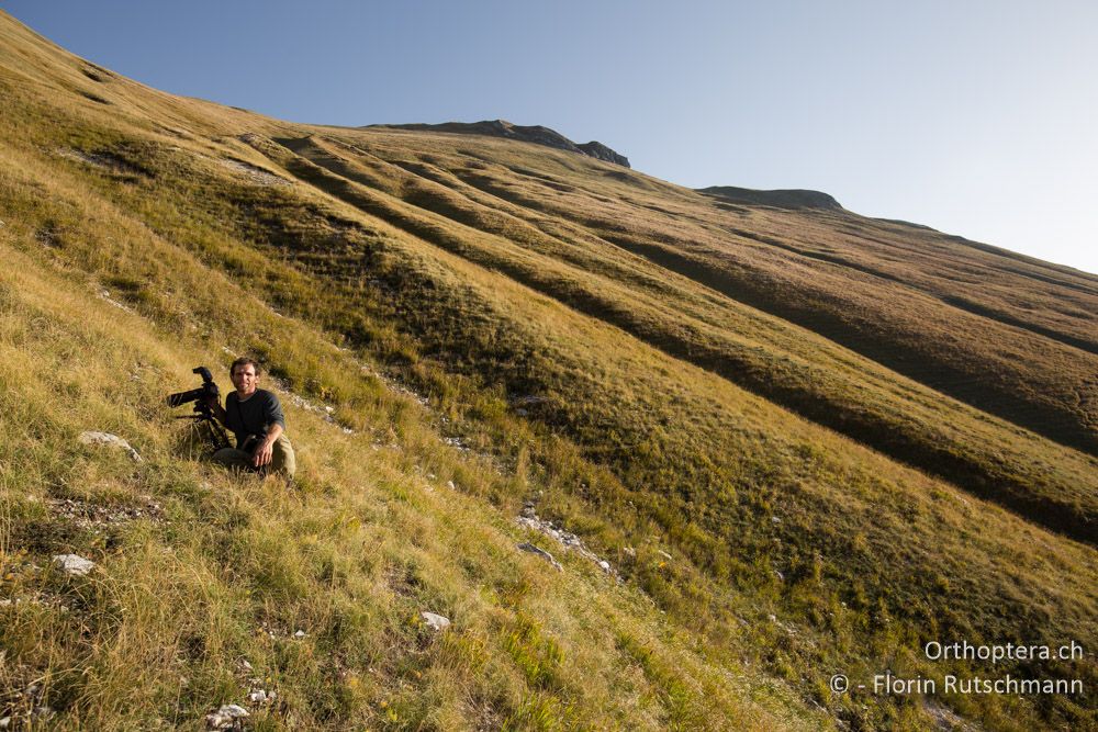 Stefan auf Motivsuche in den Berghängen - IT, Marken, Sibyllini-Gebirge, 09.10.2014